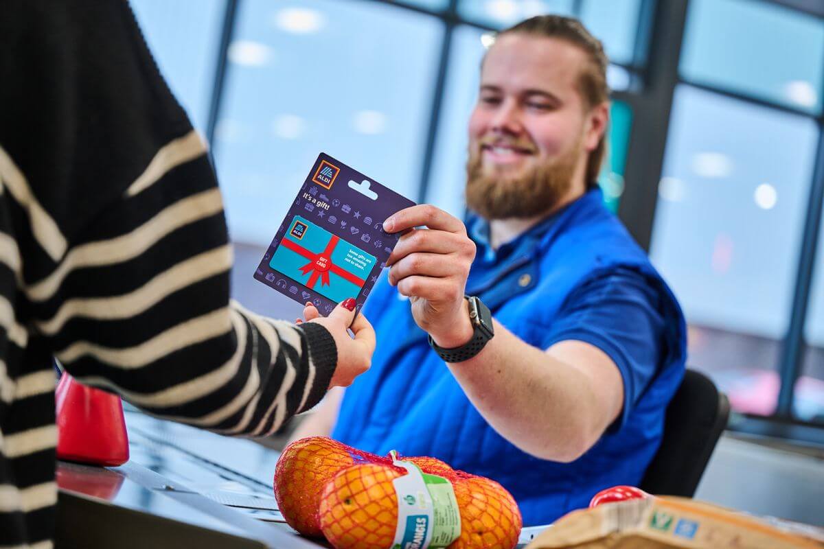 Aldi Xmas Advent - Chance to win £100 Aldi shop [expired]