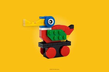 Free LEGO duck [6 Jun - LEGO]
